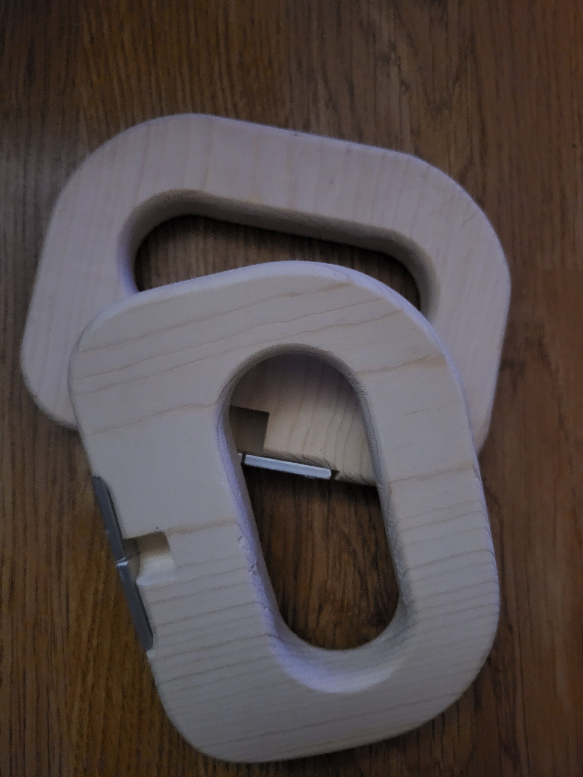  Wooden Knot Grippers For Silicone Beads